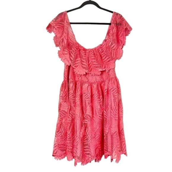 Lovers + Friends Dream Vacay Dress in Coral Reef | Lace | Size Small - Picture 4 of 9